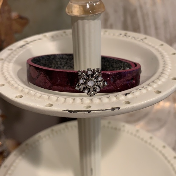 Snowflake Bracelet - Picture 2 of 4